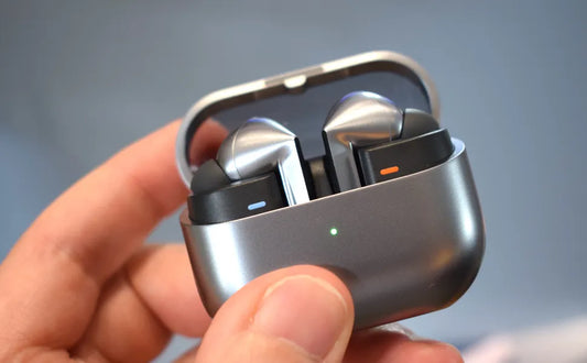 🎧 Samsung Galaxy Buds 3 Pro – Offre Spéciale !                              Disponible uniquement en couleur NOIR